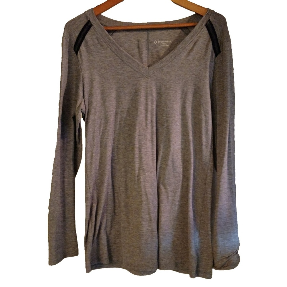 Stonewear Athletic Long Sleeve Top